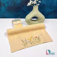 حوله دستی گلدوزی ایزابل رنگ زرد
