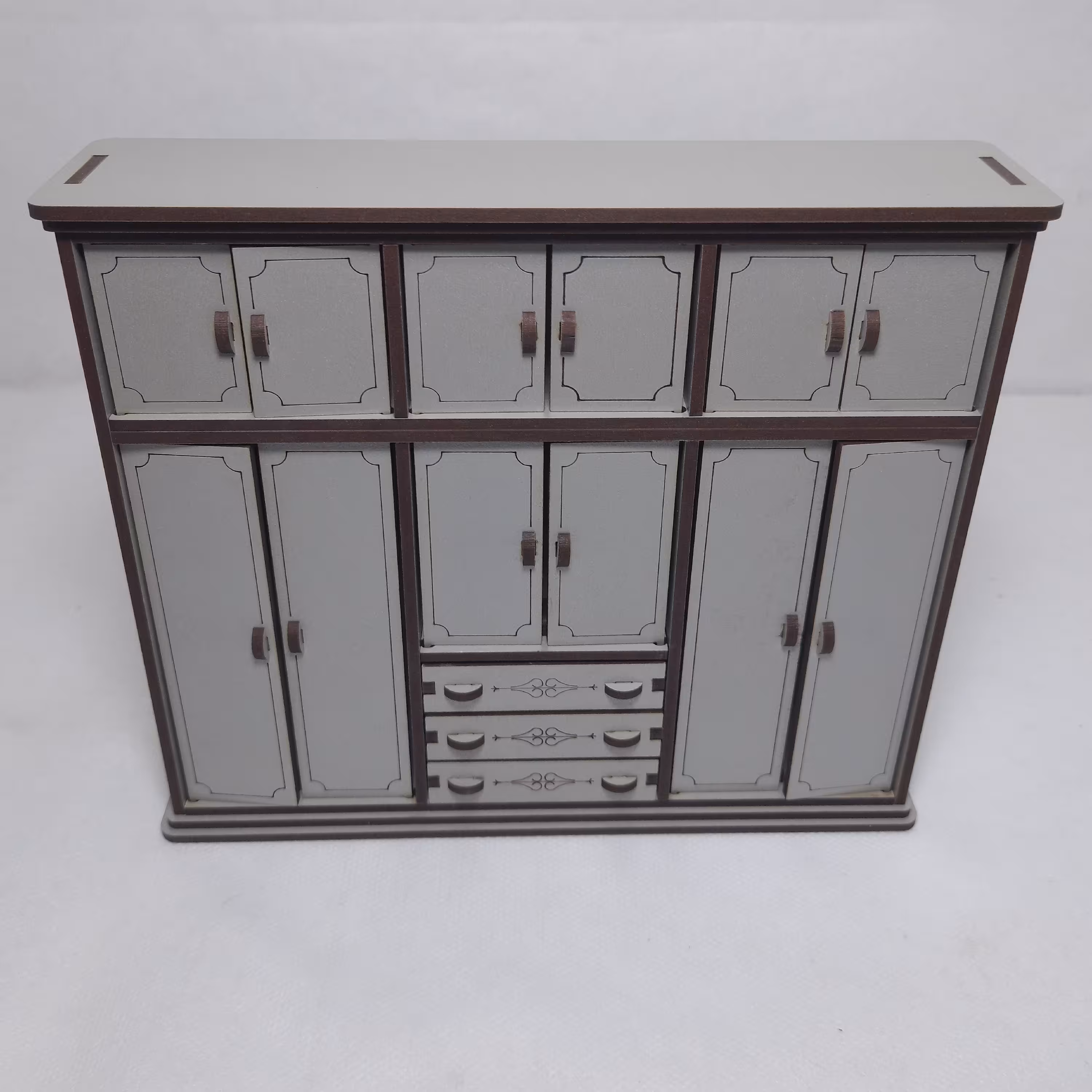 ماکت کمد دیواری طرح چوب