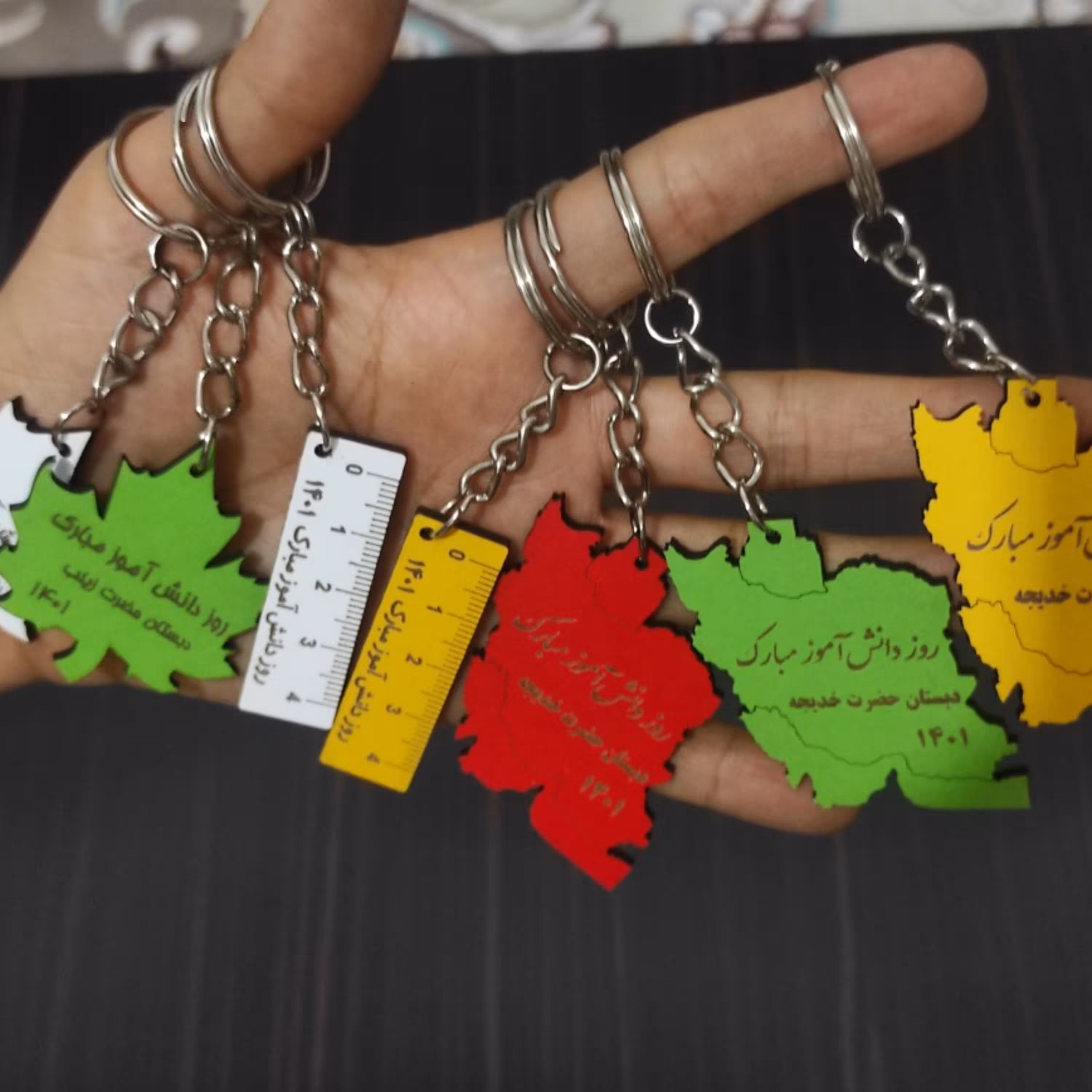 جاسویچی هدیه روز دانش آموز بسته 5 عددی