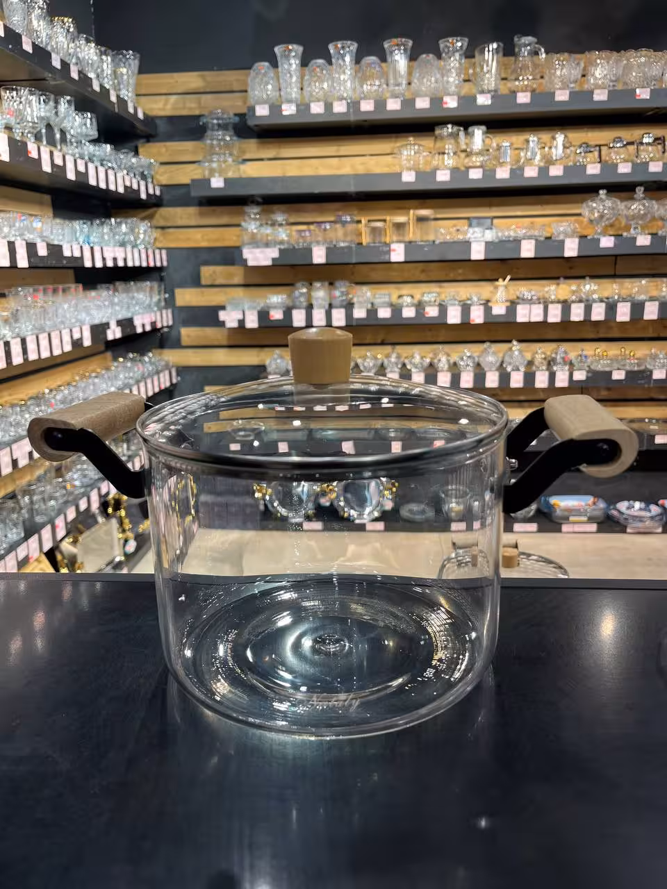 قابلمه پیرکس دسته بامبو 4.5 لیتر