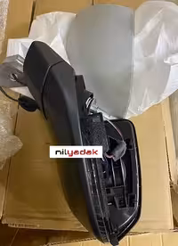 آینه بغل چپ هایما