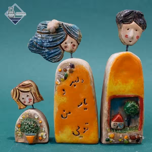 مجسمه خانواده سه نفره طرح پنج