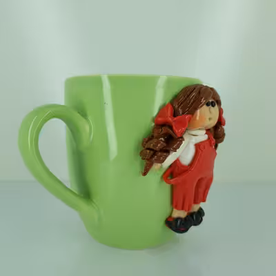 ماگ مدل عروسکی طرح دخترکوچولو