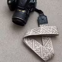 بند دوربین بندینو طرح Bandino camera strap 043