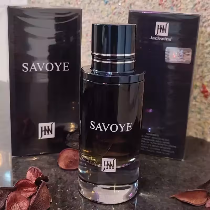 ادکلن ساواش دیور برند جانوین