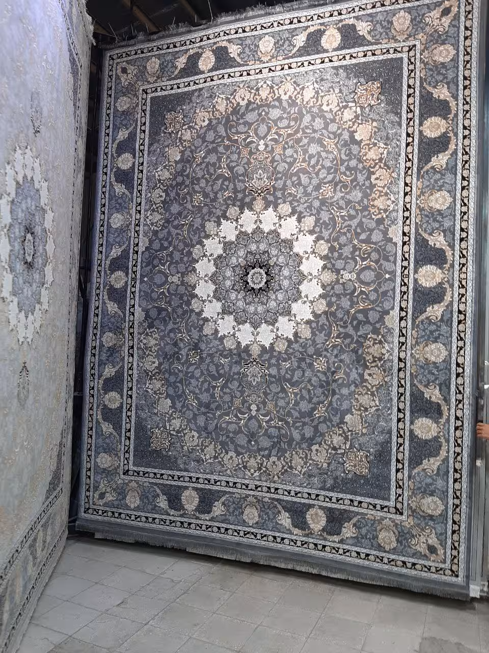 فرش ماشینی کاشان 700شانه ورژن سایز 9متری(ارسال رایگان)