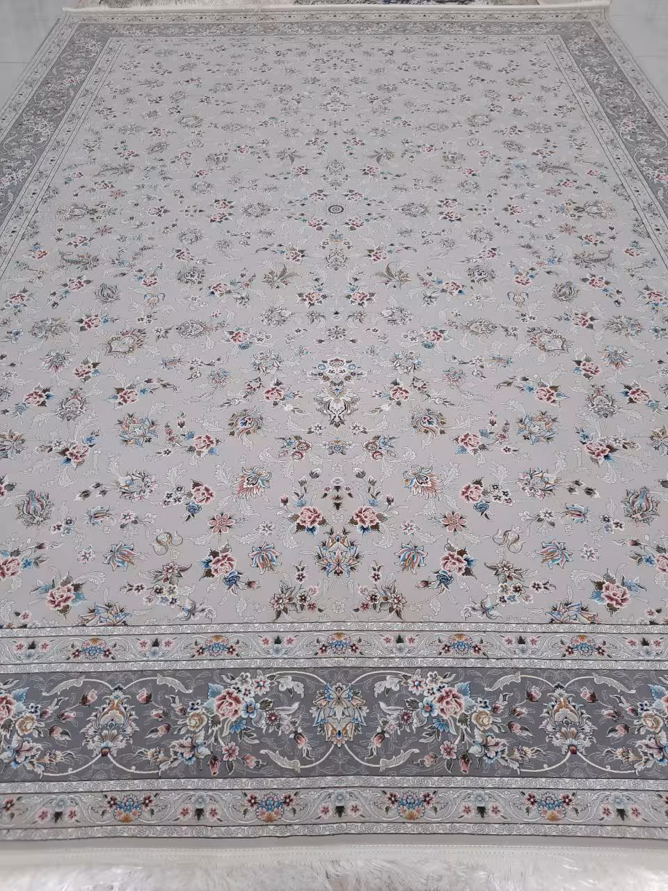 فرش 12متری اکرولیک کاشان 1200 شانه تراکم 3600 H