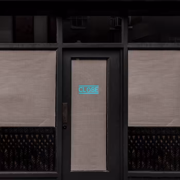 چراغ دیواری نئون دیزاین طرح Close_TBL