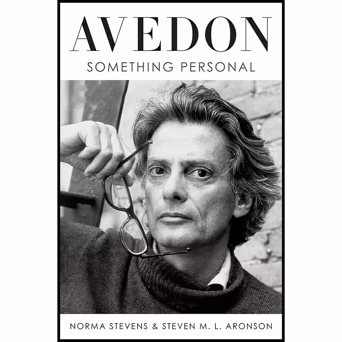 کتاب Avedon اثر Norma Stevens and Steven M. L. Aronson انتشارات Random House