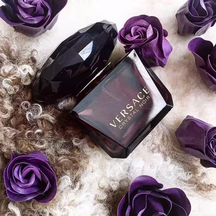 ادکلن ورساچه کریستال نویر ورساچه مشکی اصل | Versace Crystal Noir 90 ml