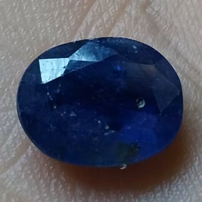 نگین یاقوت کبود پر رنگ محشر شاهکار خلقت