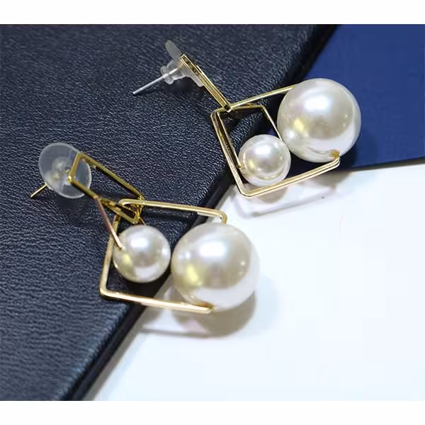 گوشواره میخی مروارید زنانه