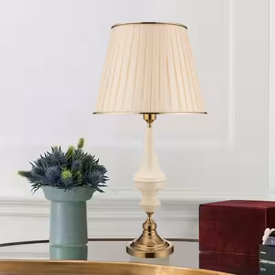 آباژور رومیزی کارنتیس مدل ویکتوریا کد KT-058