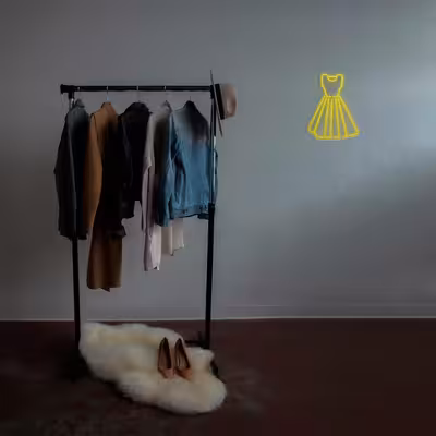 چراغ دیواری نئون دیزاین طرح Women-Clothes_YL