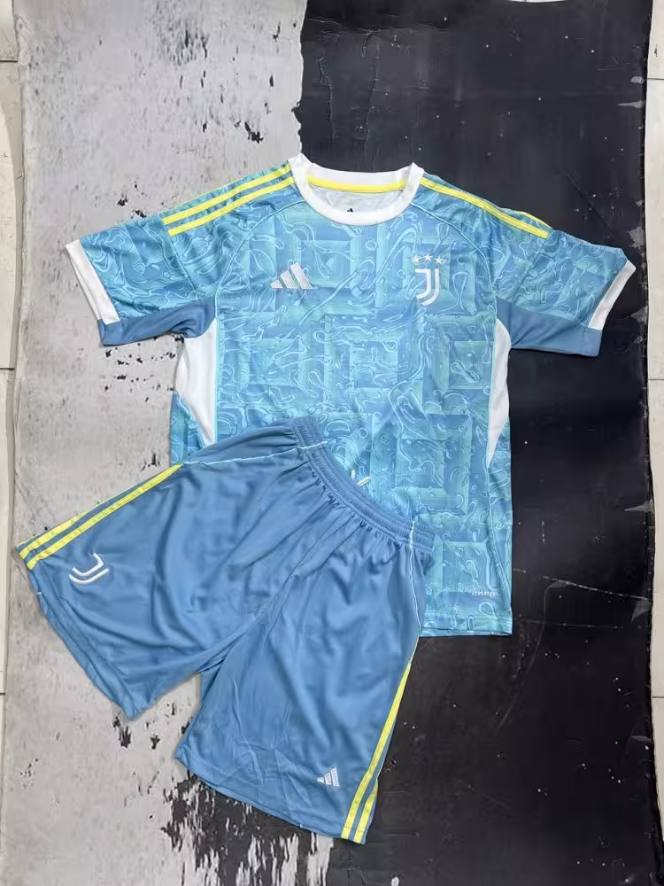 کیت دوم یوونتوس 2026 (هواداری)