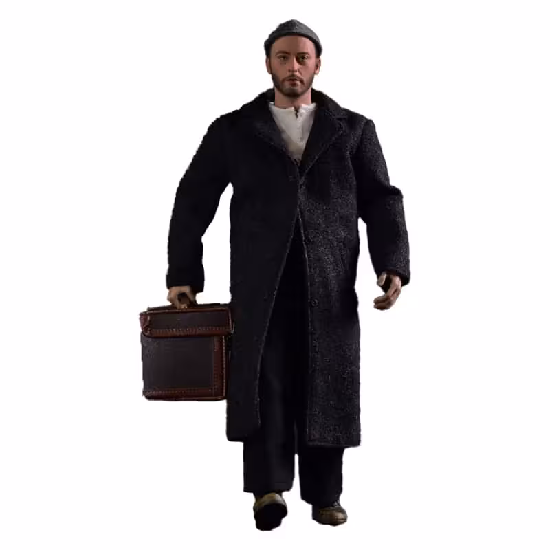 اکشن فیگور لئون از فیلم حرفه ای "Leon the Professional" برند ردمن تویز