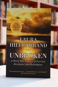 Unbroken اثر Laura Hillenbrand