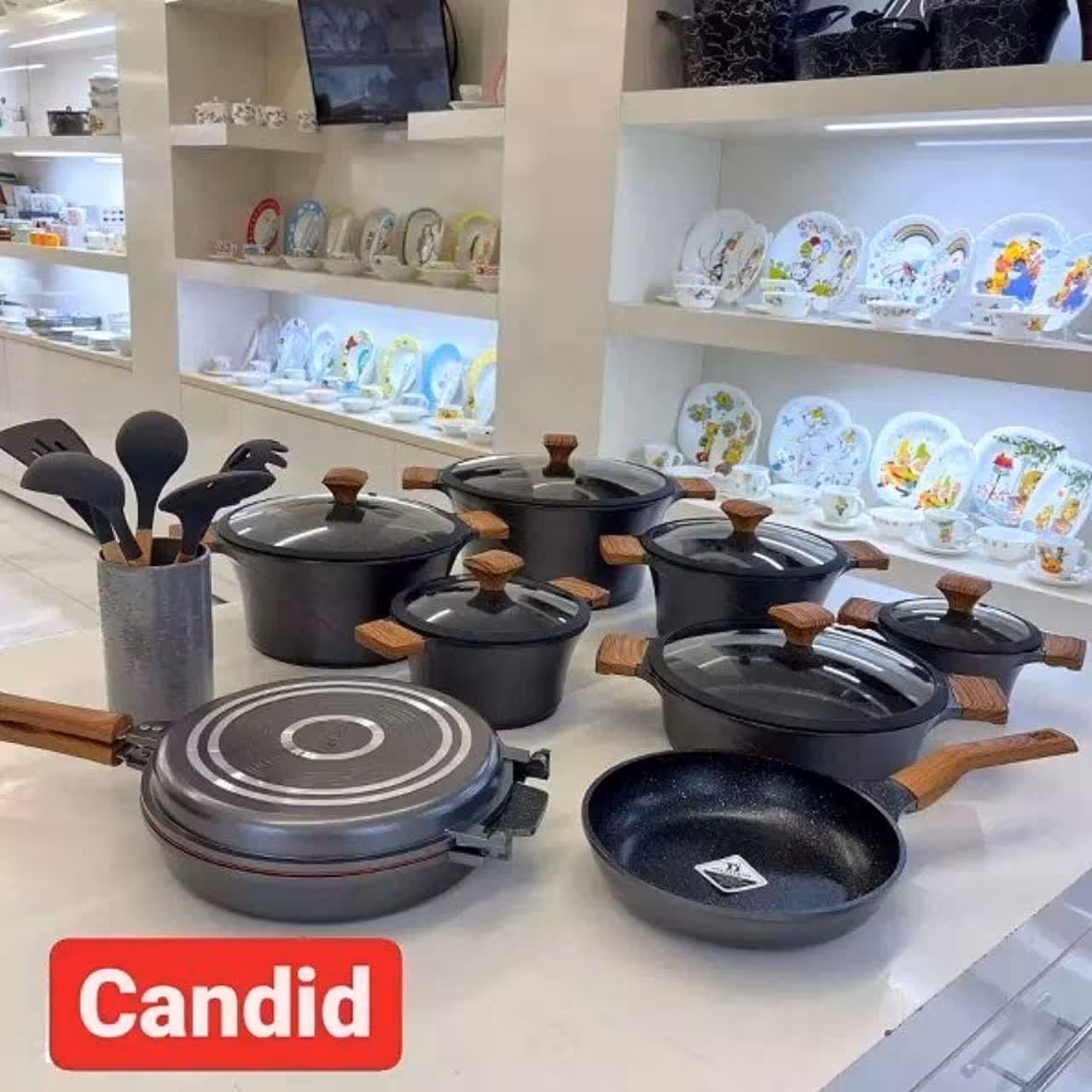 سرویس سزار تیتانیوم کاندید در دو مدل