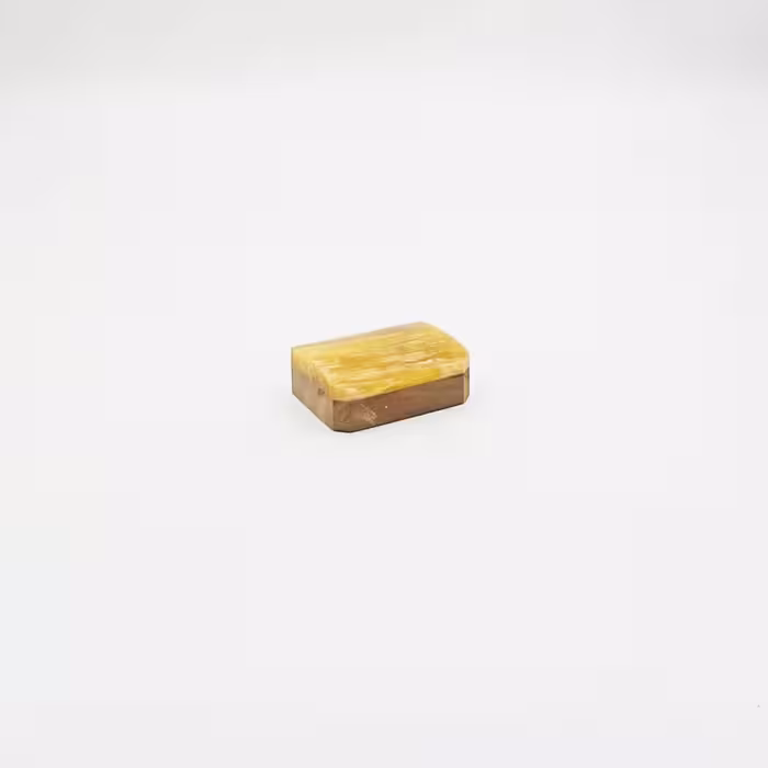 قط زن زردپی مربعی