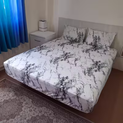سرویس ملحفه مدل کشدوز niki05.25 طرح ماربل کد 160  دو نفره سه تکه