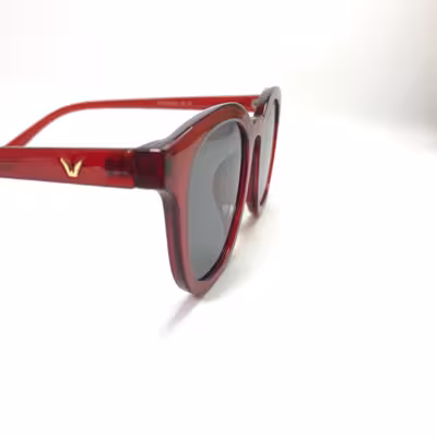 عینک آفتابی جنتل مانستر مدل فشن a077