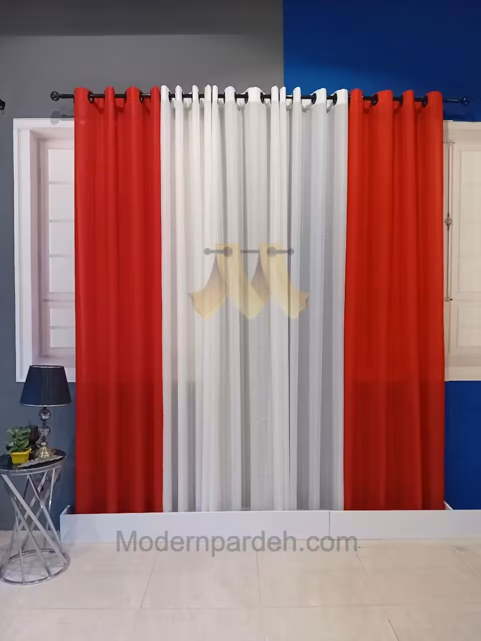 پرده آماده پانچی با ترکیب رنگ قرمز روشن