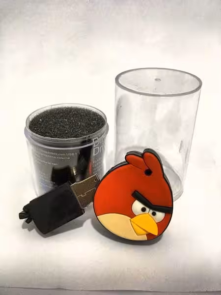 فلش مموری 8 گیگ مدل Red Angry Birds