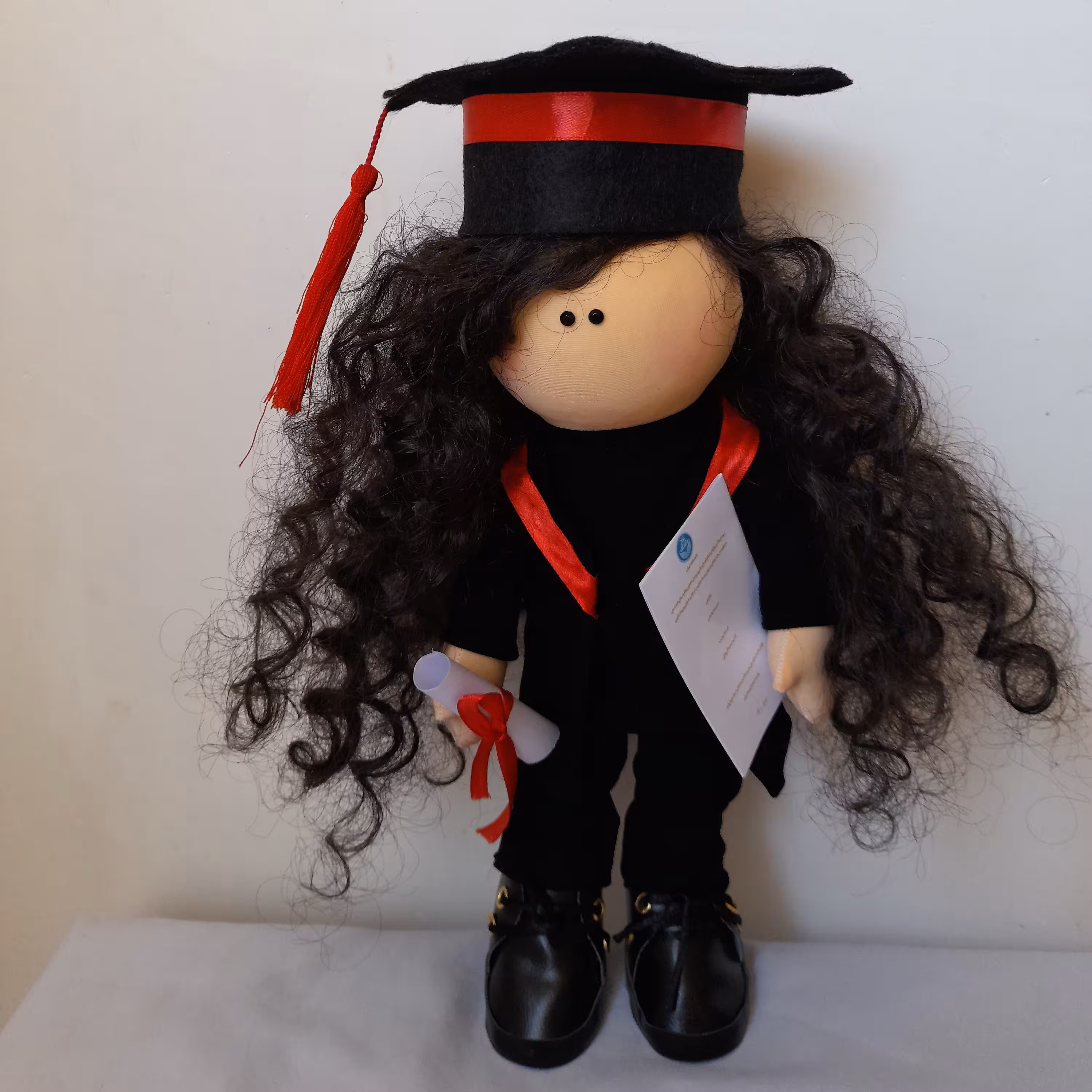 عروسک روسی فارغ التحصیل موفرفری