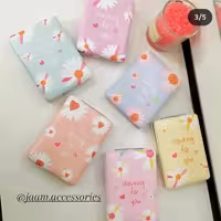 آینه جیبی از جنس چرم گلدار کیفیت عالی دوطرفه یک طرف بزرگنمایی