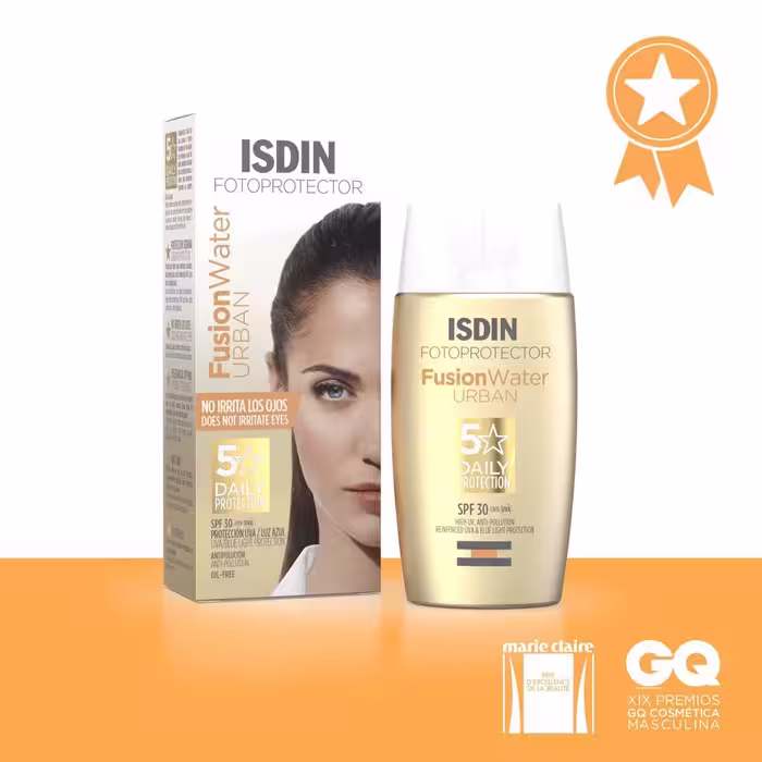 کرم ضد آفتاب بی رنگ ایزدین SPF30 مدل Fusion Water Urban مناسب انوع پوست حجم 50 میلی لیتر