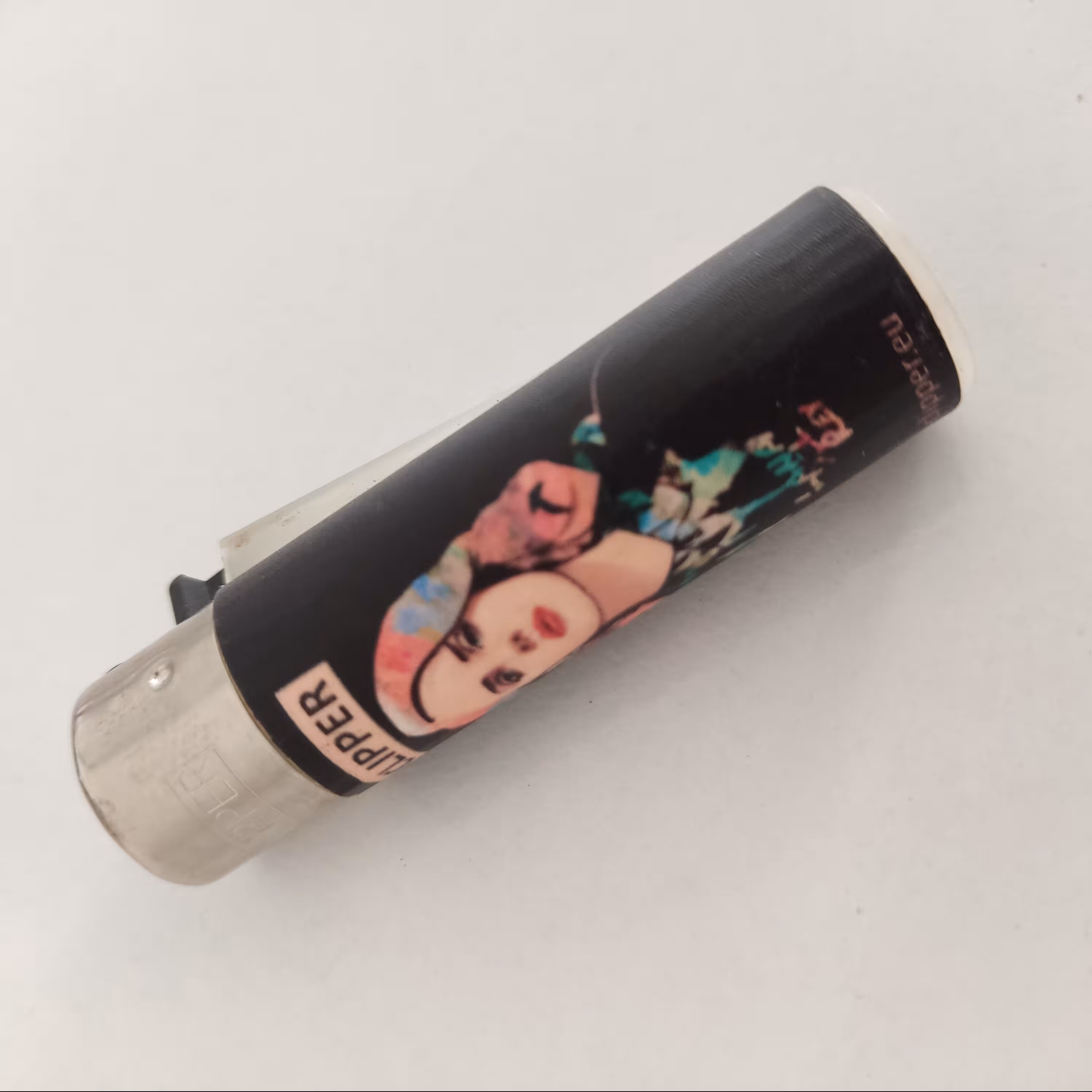 فندک کلیپر لانا