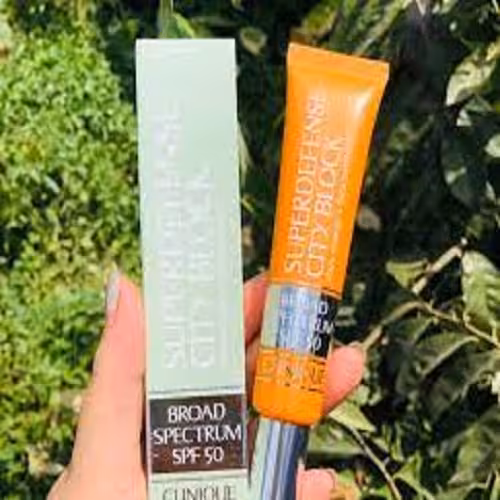 ضدافتاب رنگی کلینیک