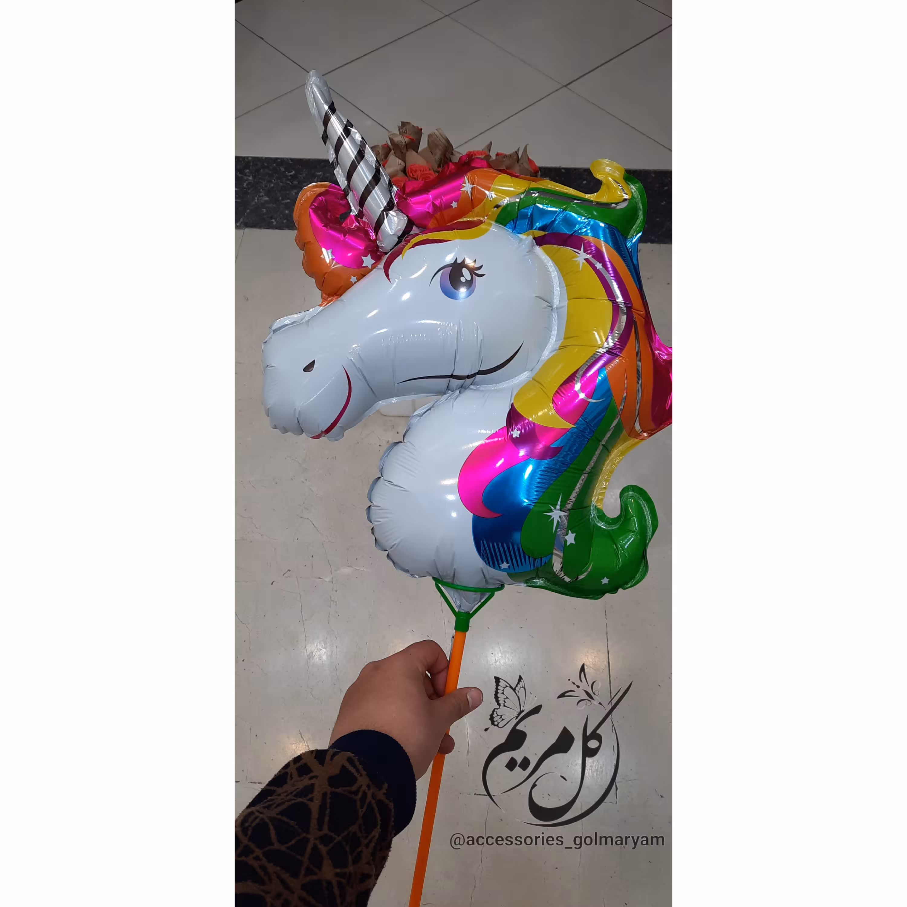 بادکنک طرح دار مدل یونیکورن تک شاخ رنگ سفید 