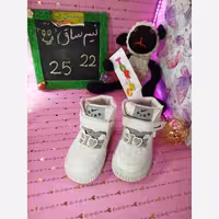 نیم ساق بچگانه 