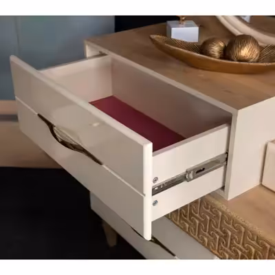 میز آرایش کد 212