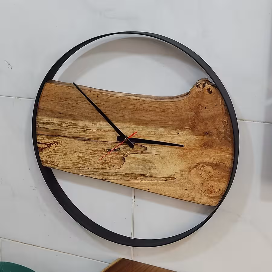 ساعت دیواری روستیک از چوب توسکا و فلز قطر 50 سانت