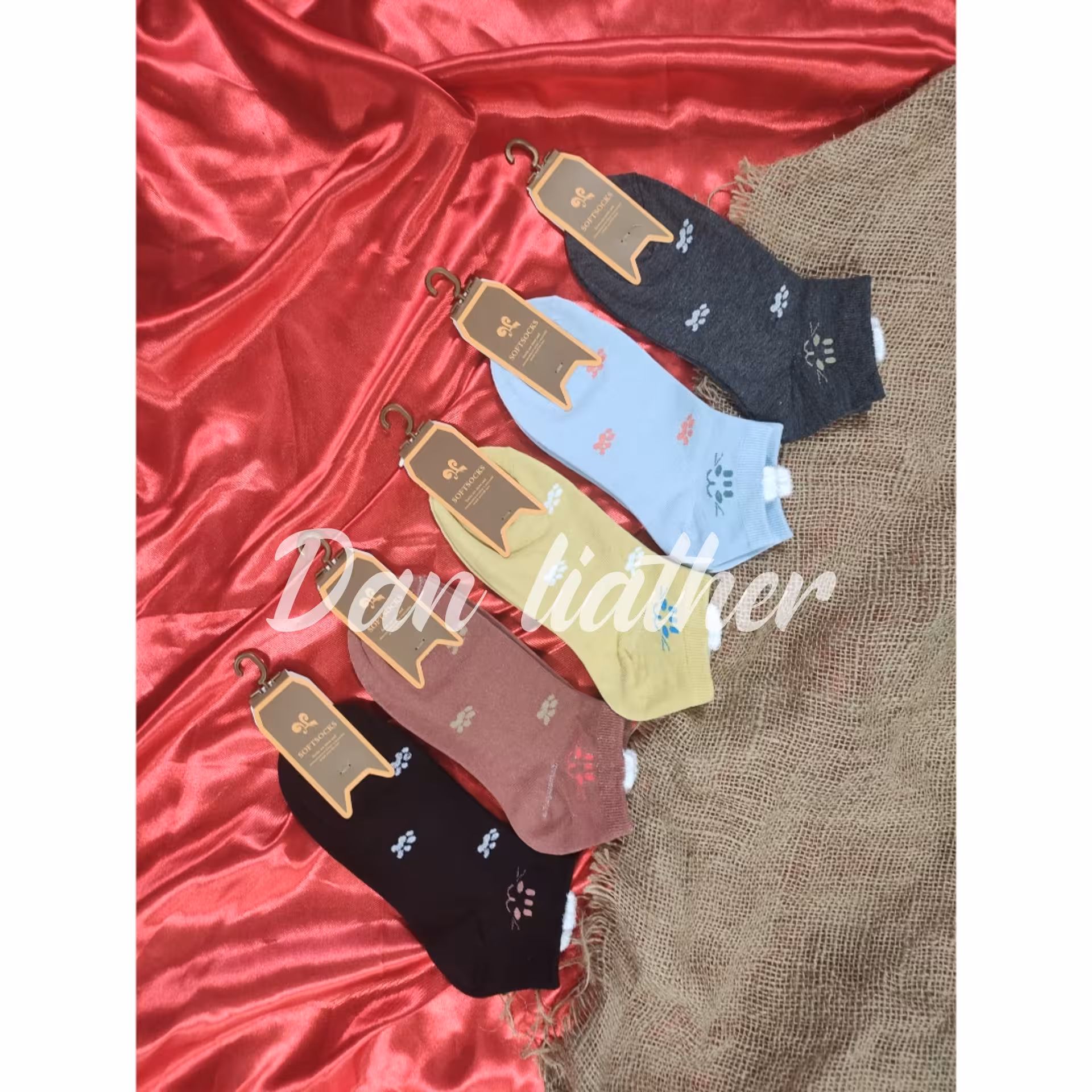 جوراب گربه ای