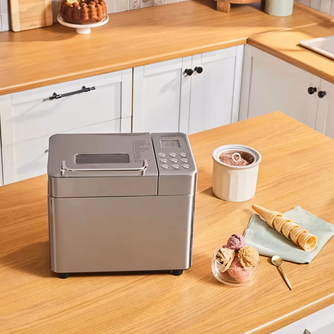 دستگاه 15 کاره چندمنظوره Karaca Bake Ice برای تهیه بستنی، مربا، ماست، خمیر و نان‌پزی