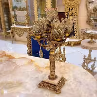 شمعدان رومیزی برنز کار شده و با دوام با کیفیت ممتاز و رنگ ثابت و ماندگار