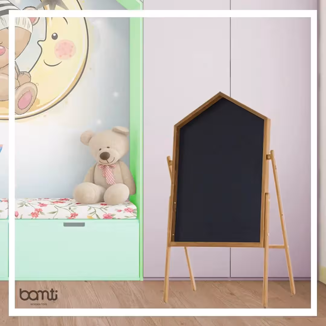 تخته سیاه با پایه پرتابل