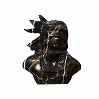 مجسمه سنگی سرخپوست