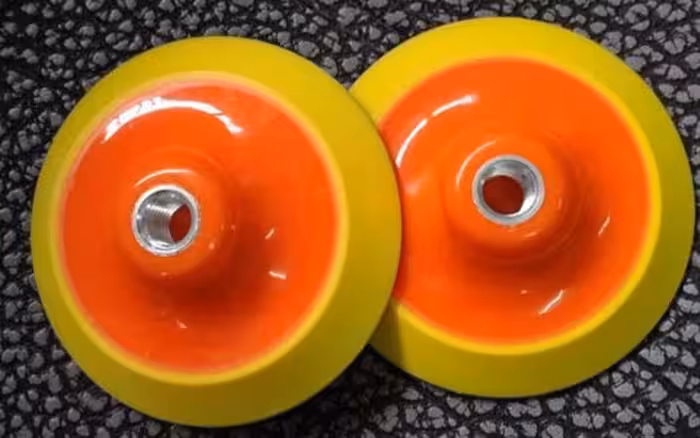 پد (نگهدارنده سنباده) دیسکی پشت کرکی‌ با قطر 15 سانت طرح کره