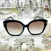 عینک آفتابی زنانه تام فورد مدل CHANTALLE-TF944-01a