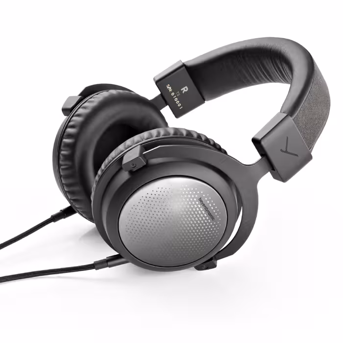 هدفون حرفه ای بیرداینامیک مدل T5