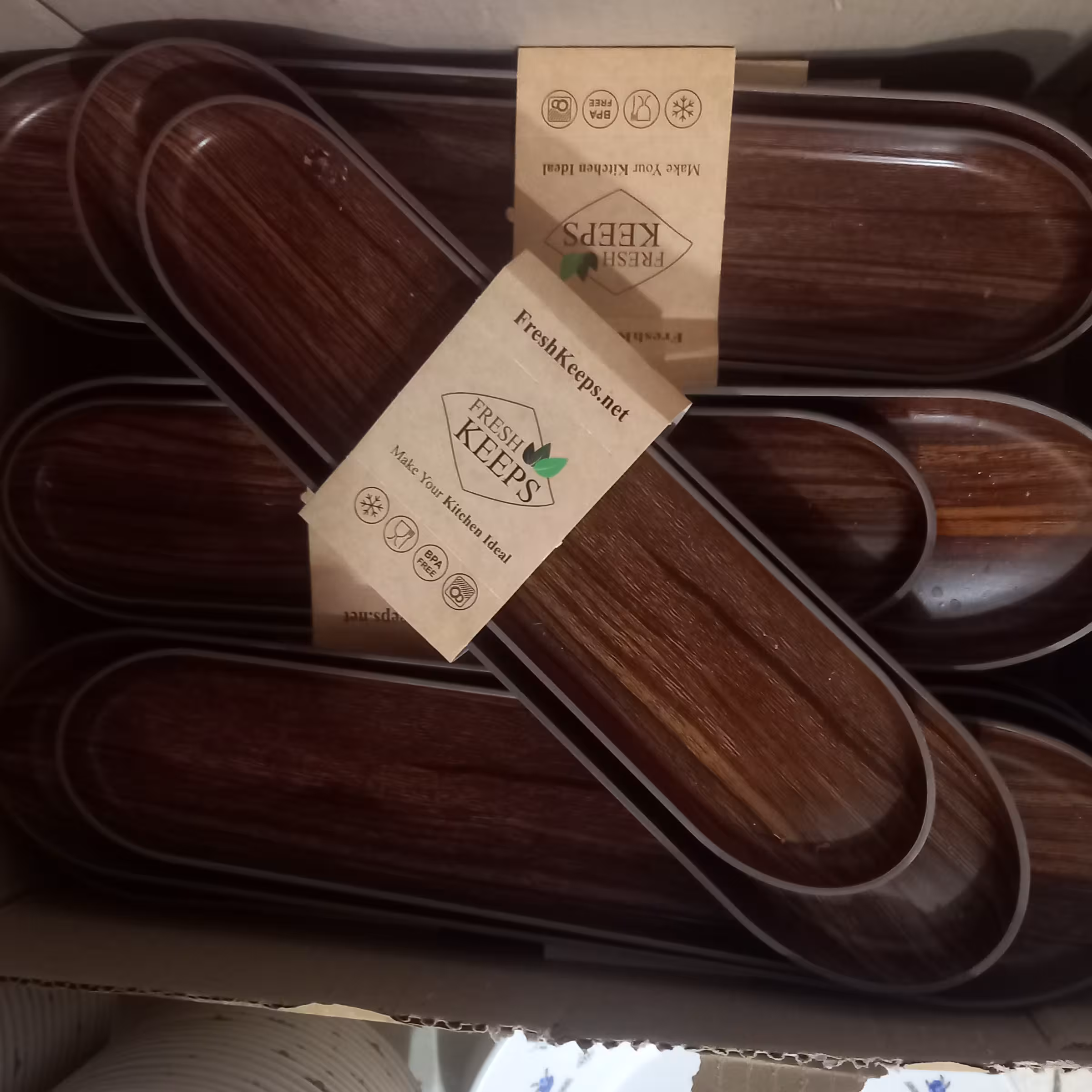 شیرینی خوری طرح چوب دو تایی جنس پلاستیک فشرده مقاوم با کیفیت 