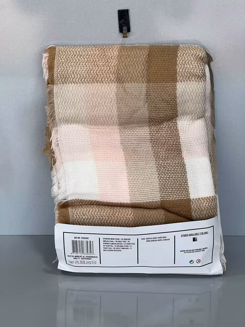 شال بزرگ بافتنی مدل Woven Wrap Scarf چند کاره