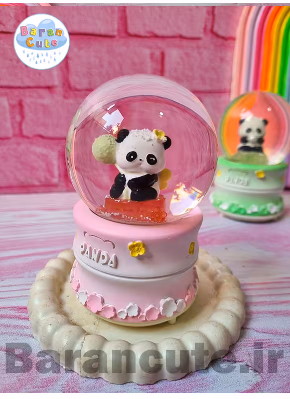 گوی موزیکال برفی چراغ دار (سایز متوسط) طرح پاندا صورتی
