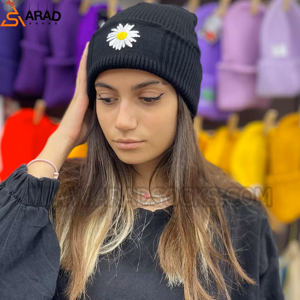 کلاه بافت بابونه