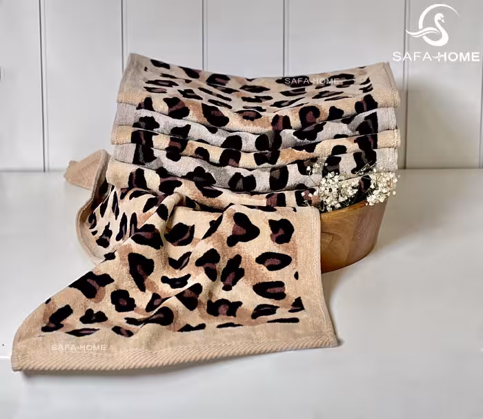 حوله دستی طرح پلنگی پودیران 30×60 سانتی متر