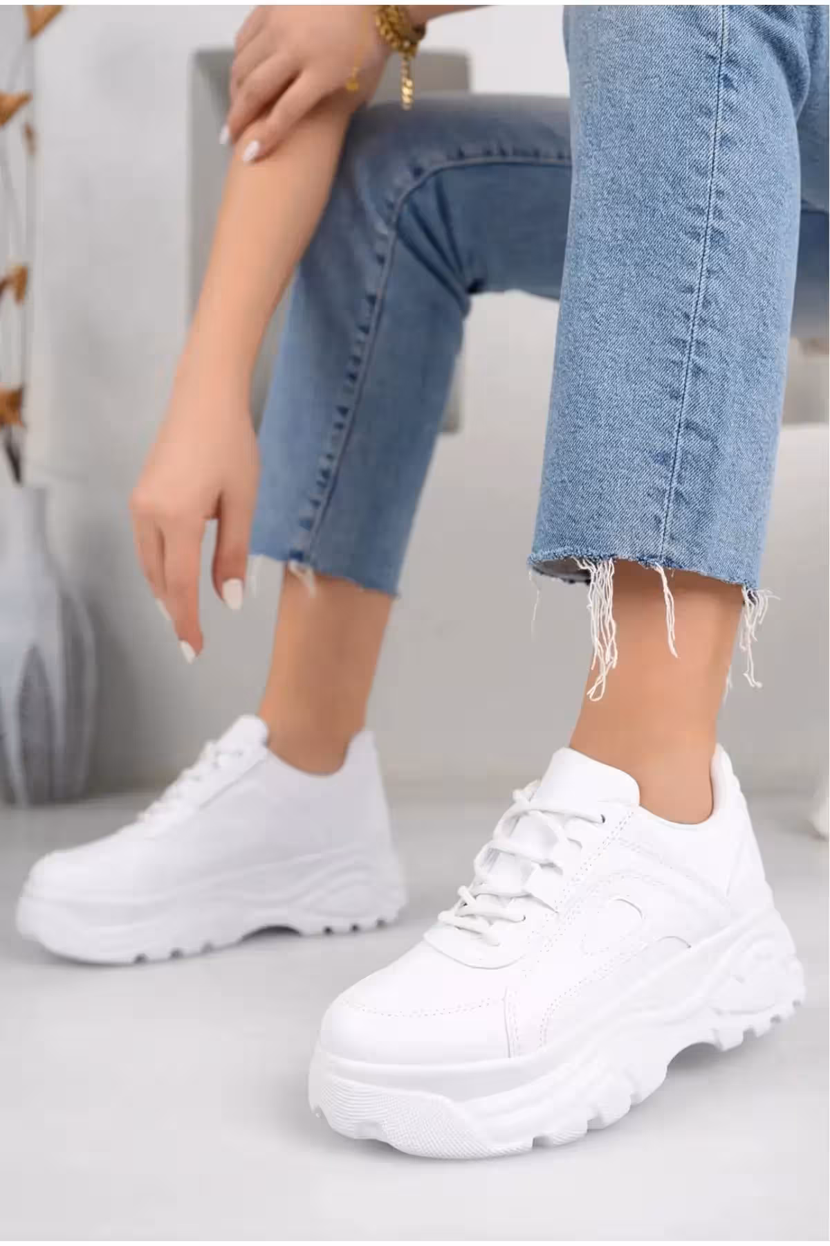 کفش ورزشی راحت و سبک با زیره بلند 8 سانتی‌متری - 7243